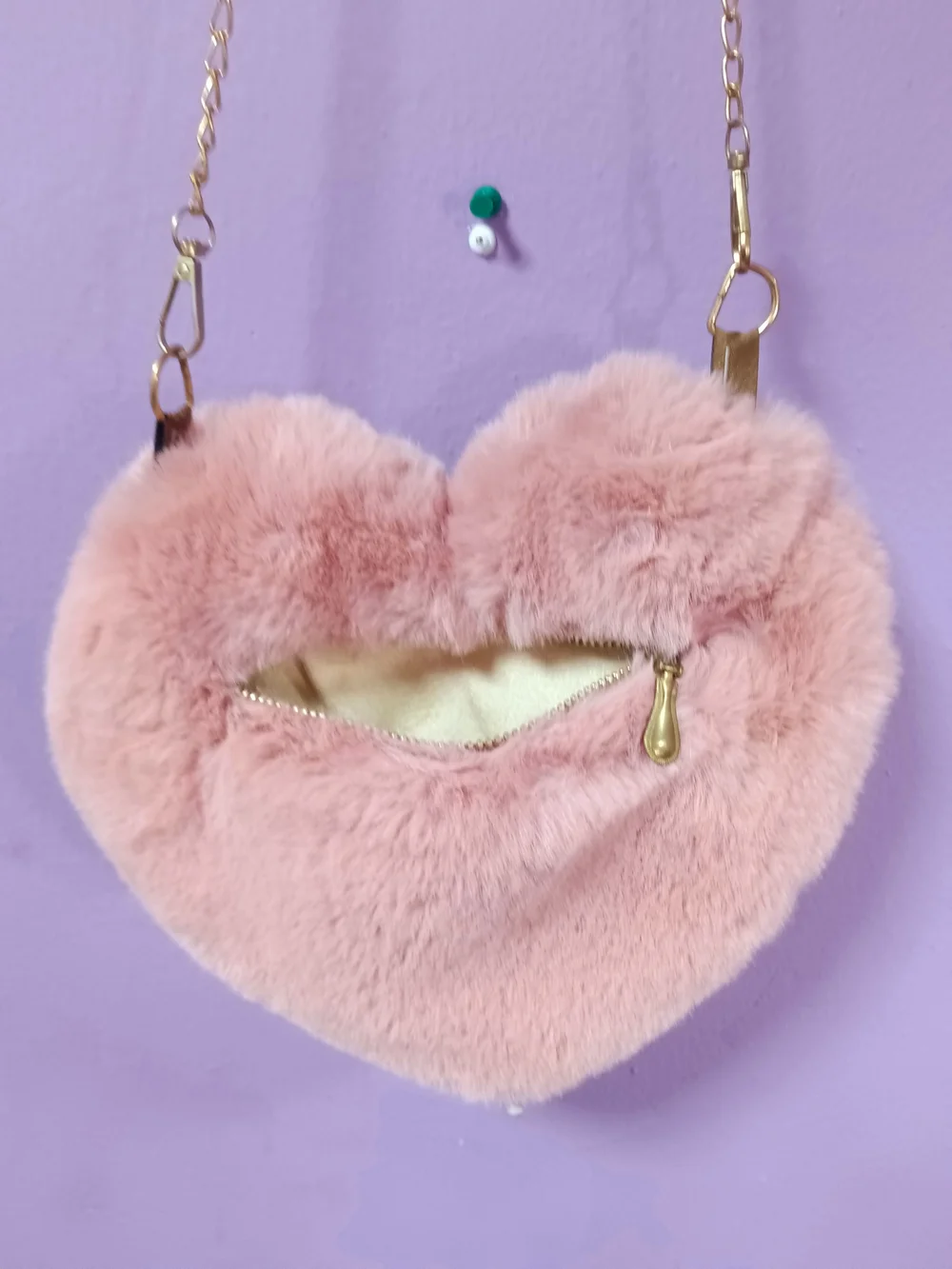 SHEIN Pink Faux Fur Heart Crossbody Bag with Gold Chain